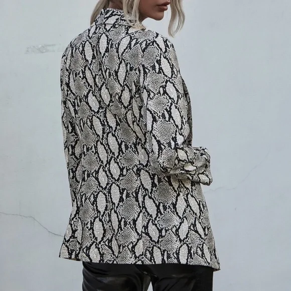Classic Snakeskin Print open front blazer coat - Picture 5 of 6